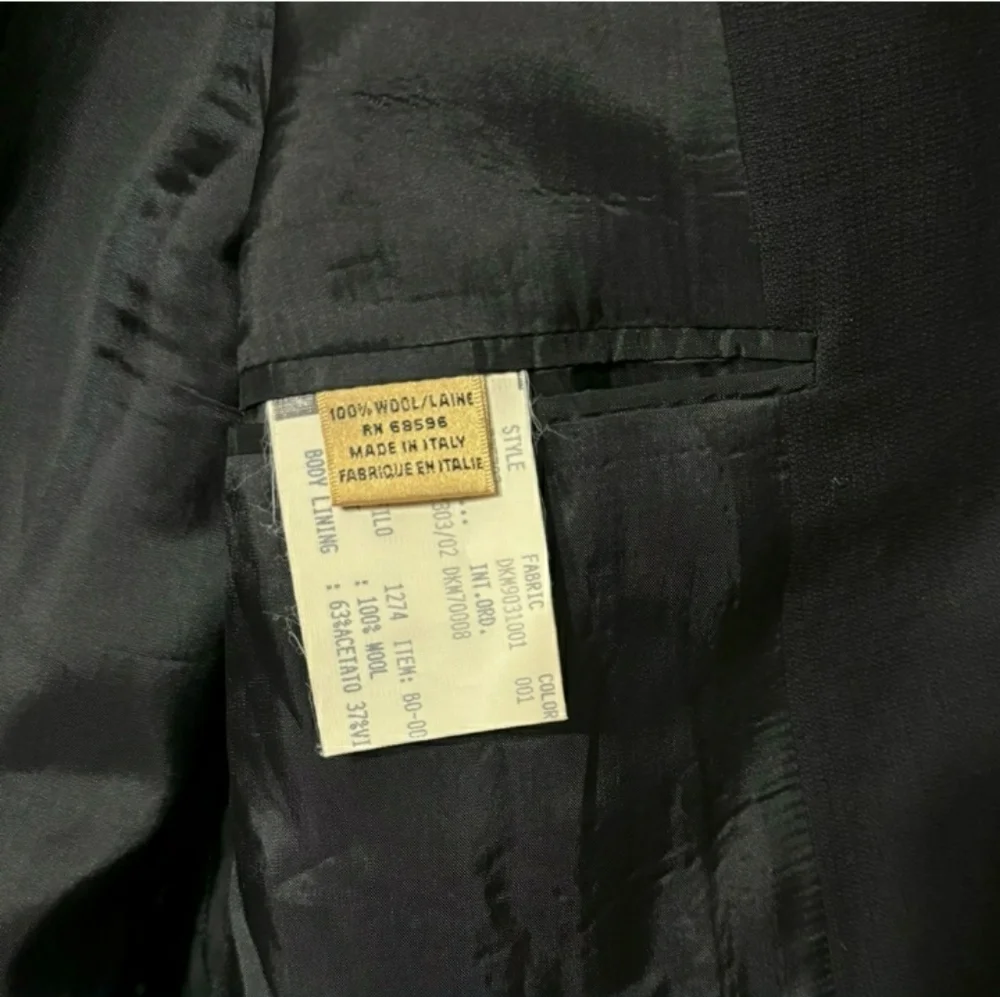 DONNA KARAN Signature Three Button Wool Suit Jacket 100% wool